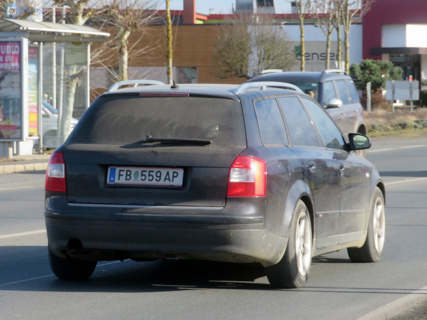 FB 559 AP, Audi A4 2nd gen Avant (B6/8E5), 2001–2004