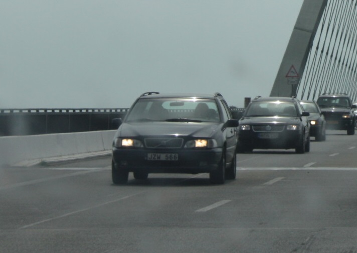 JZW 566, Volvo V70 1st gen (875/876), 1996–2000