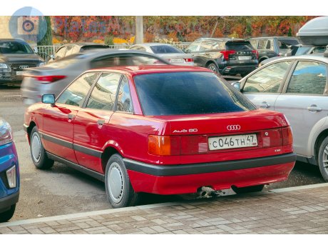 с046тн47, Audi 80