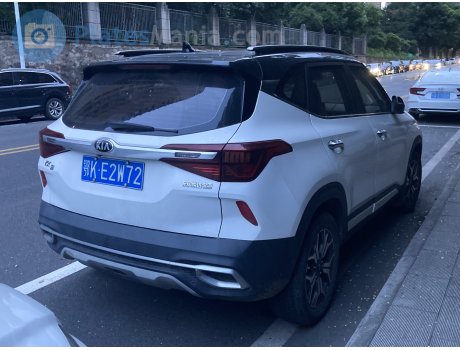 鄂K·E2W72, Kia KX3