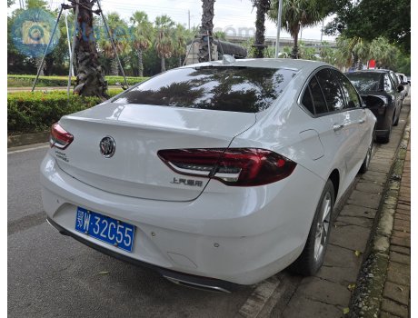 鄂W·32C55, Buick Regal