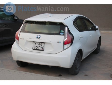 х565ео763, Toyota Aqua