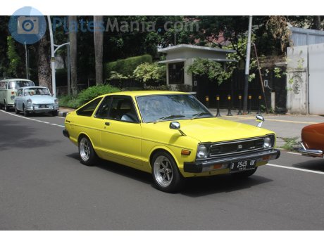 B 2949 UK, Datsun Sunny