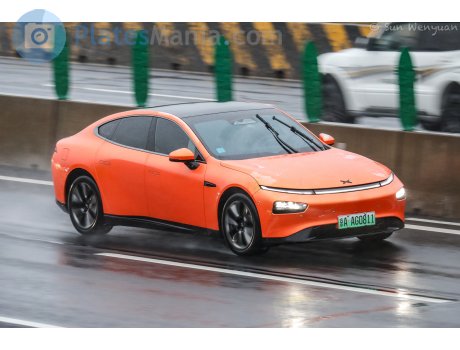 京A·AG0811, XPeng P7