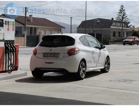 5819 NFF, Peugeot 208