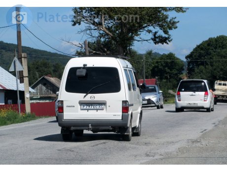 р797ес27, Mazda Bongo