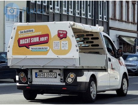 AB B 1590 E, Nissan NV200