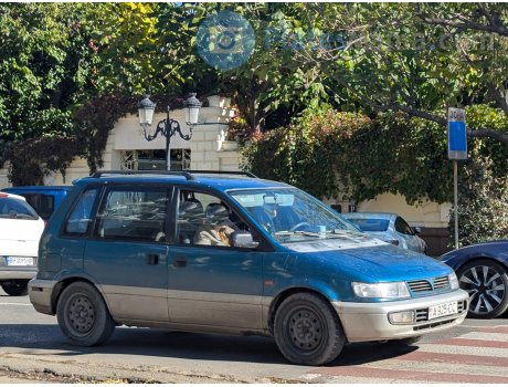 A 925 CC, Mitsubishi Space Runner