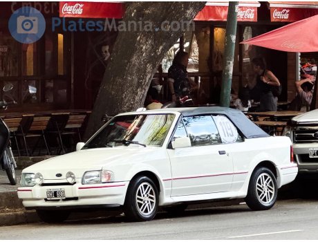 RHI 698, Ford Escort