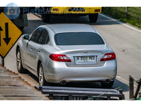 B 1512 PEQ, Infiniti Q70/M-Series