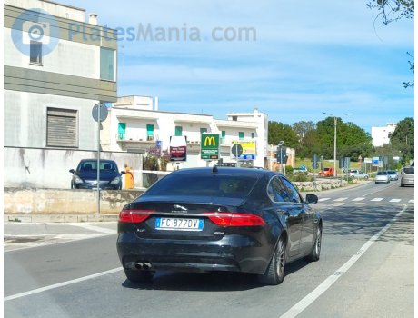 FC 877 DV, Jaguar XF