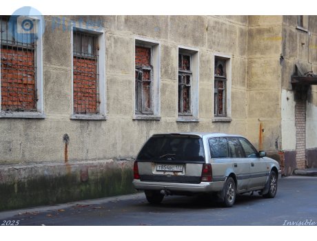 т854вс177, Mazda 626