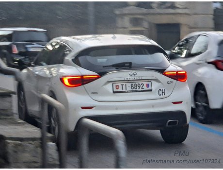 TI 8892, Infiniti Q30