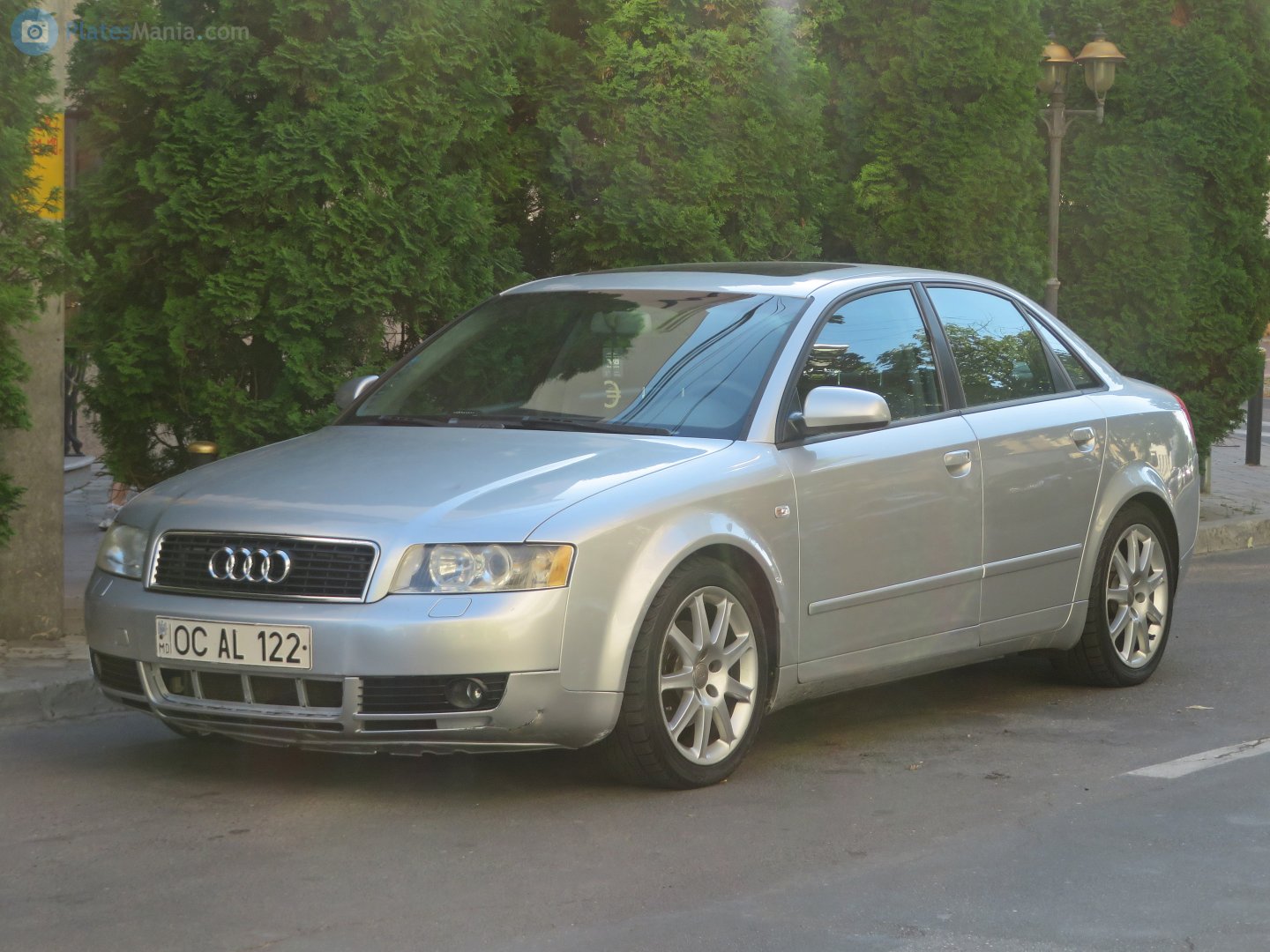 OC AL 122, Audi A4 2nd gen Sedan (B6/8E2), 2000–2004