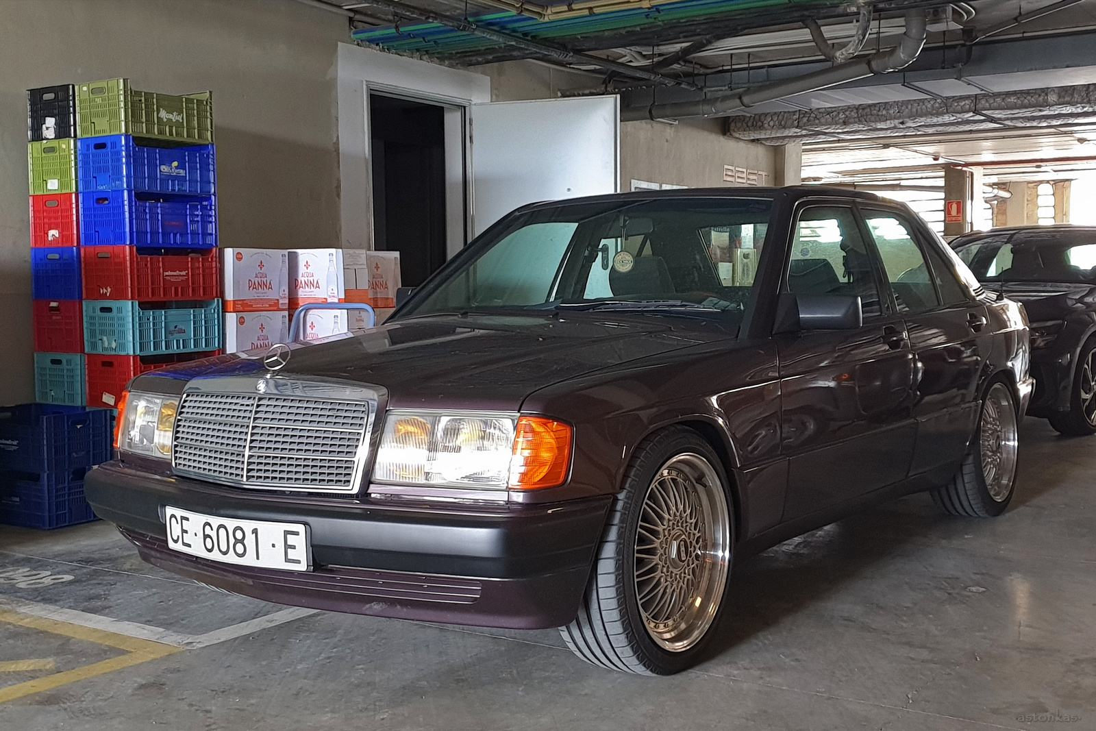 CE 6081 E, Mercedes-Benz C-Klasse 190 Sedan (W201), 1982–1993