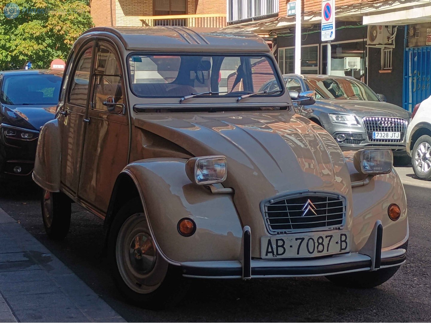 AB 7087 B, Citroёn 2CV 1st gen Sedan, 1949–1990
