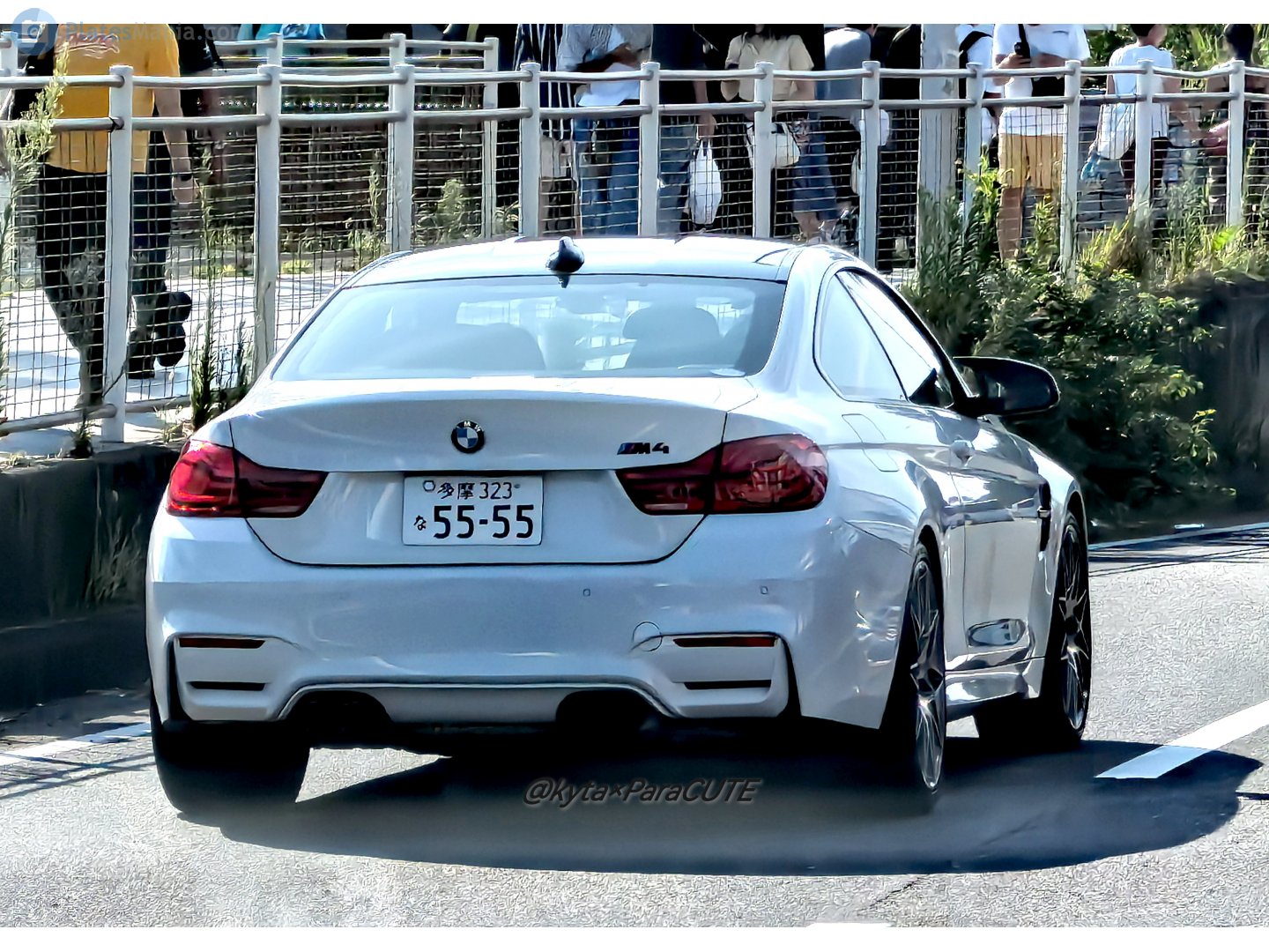 多摩 323 な 5555, BMW M4 1st gen Coupé (F82), 2013–2020