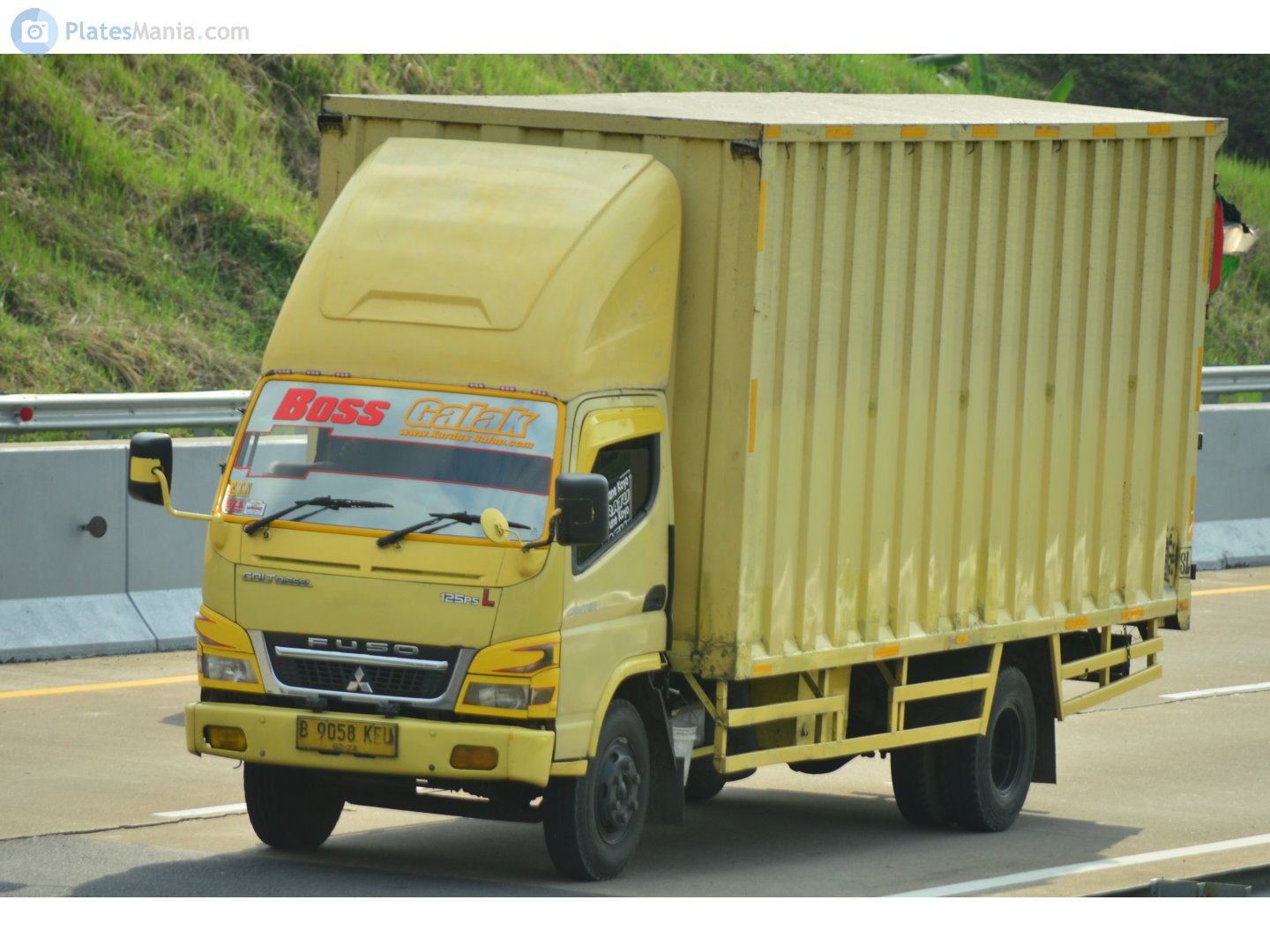 B 9058 KEU, Mitsubishi Fuso Canter 1st gen (FE7/FE8), 2002–2017