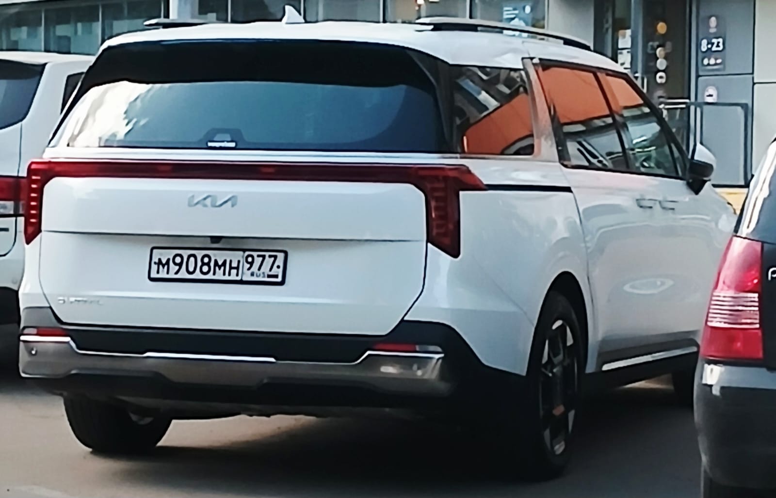 м 908 мн 977, Kia Carnival 4th gen (KA4), facelift, 2023–