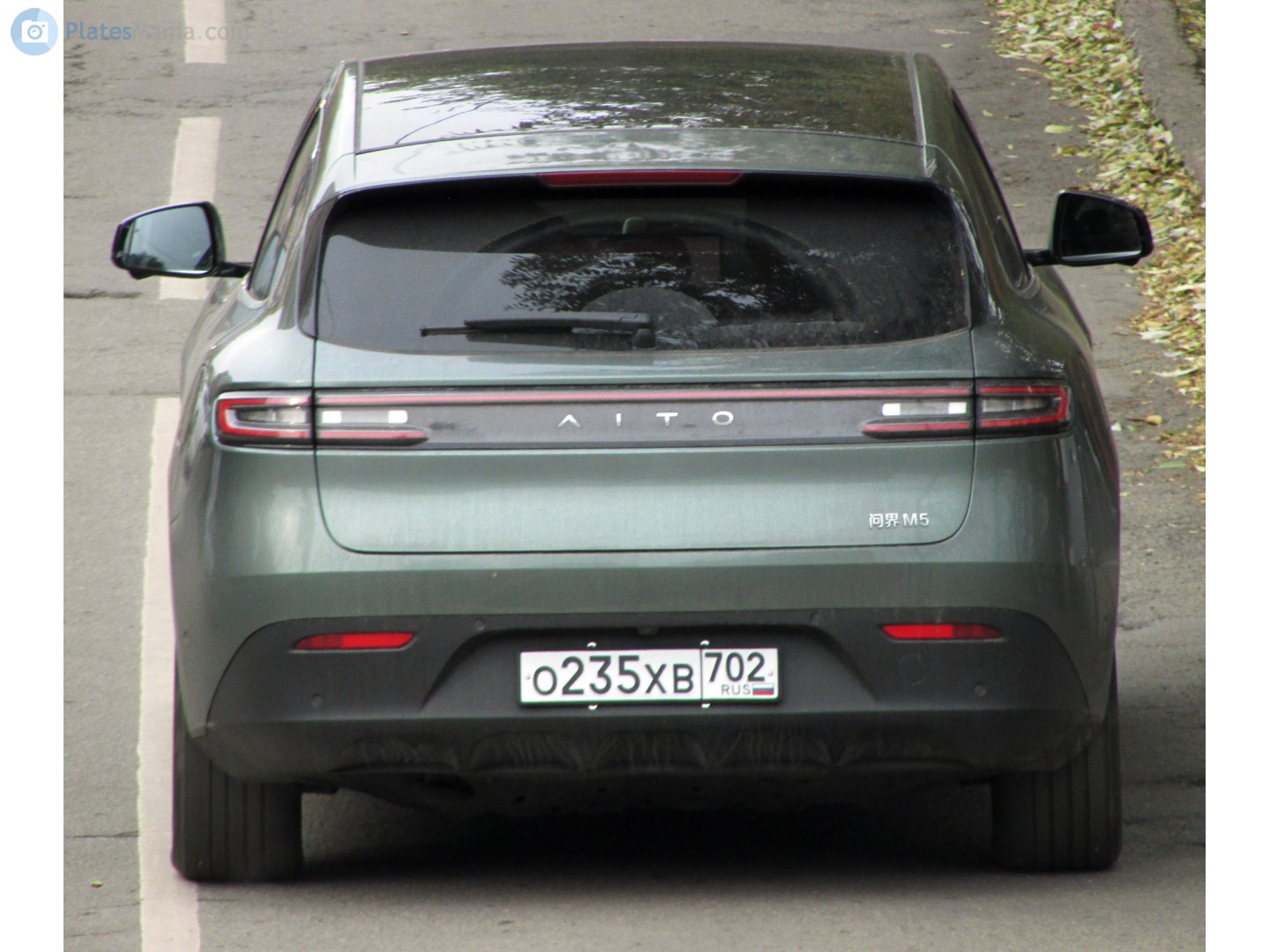 о 235 хв 702, AITO (Wenjie) M5 1st gen, 2022–