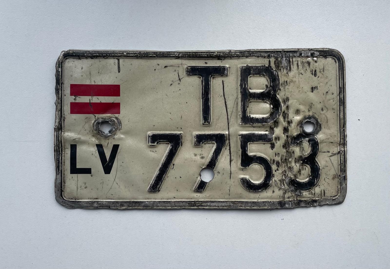 TB 7753, License plate without vehicle 