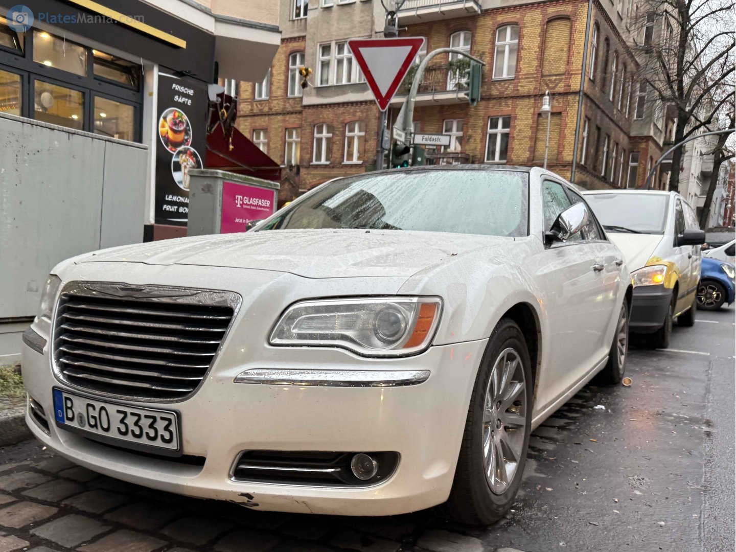 B GO 3333, Chrysler 300/300C 2nd gen (LD), 2010–2014