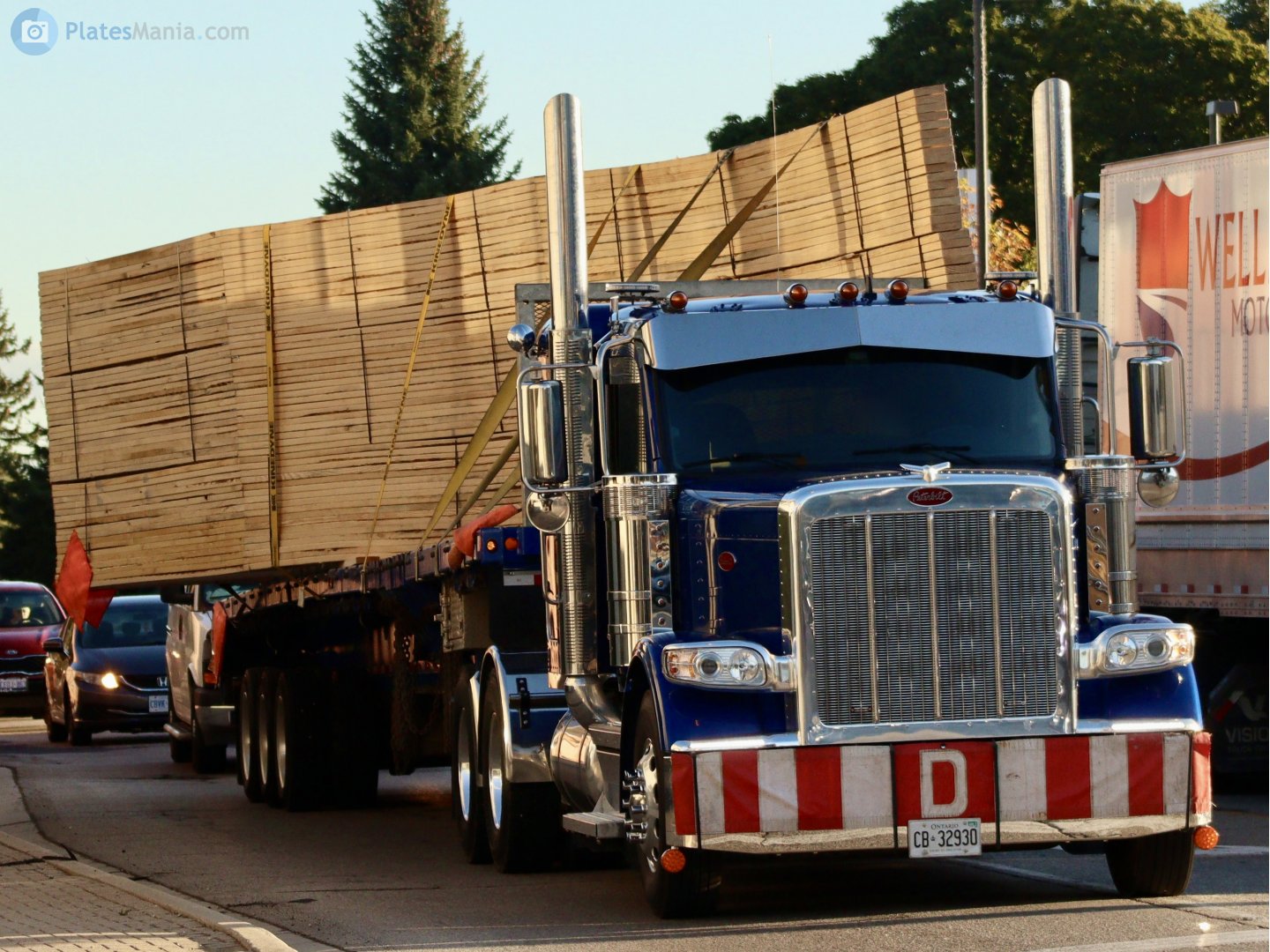 CB-32930, Peterbilt 589 