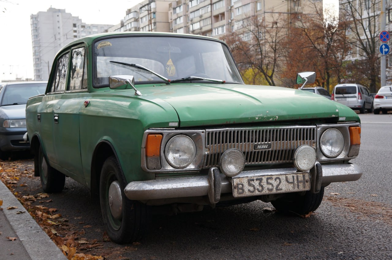 в 5352 ЧН, Izh Москвич-408/412 (Moskvich-408/412) 