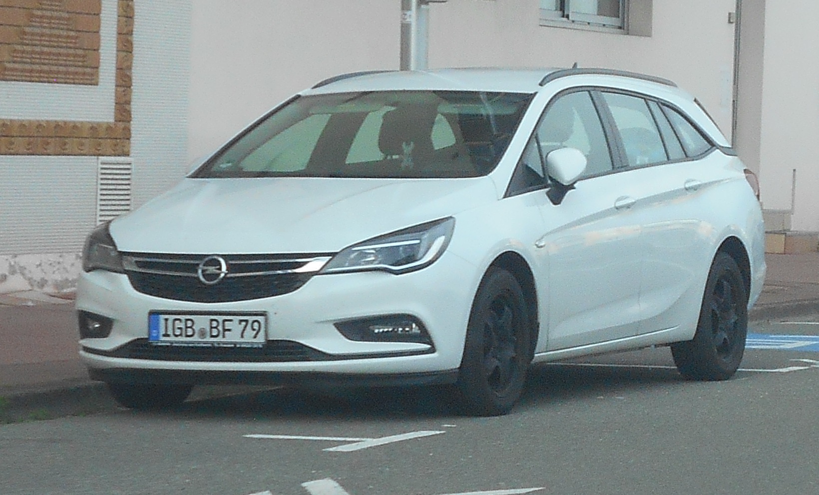 IGB BF 79, Opel Astra 5th gen Sports Tourer (K; B16), 2015–2022