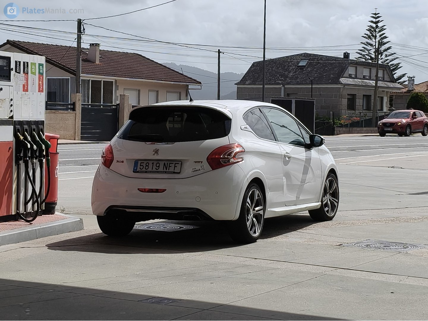 5819 NFF, Peugeot 208 1st gen 3-door Hatch (A9), facelift, 2015–2018