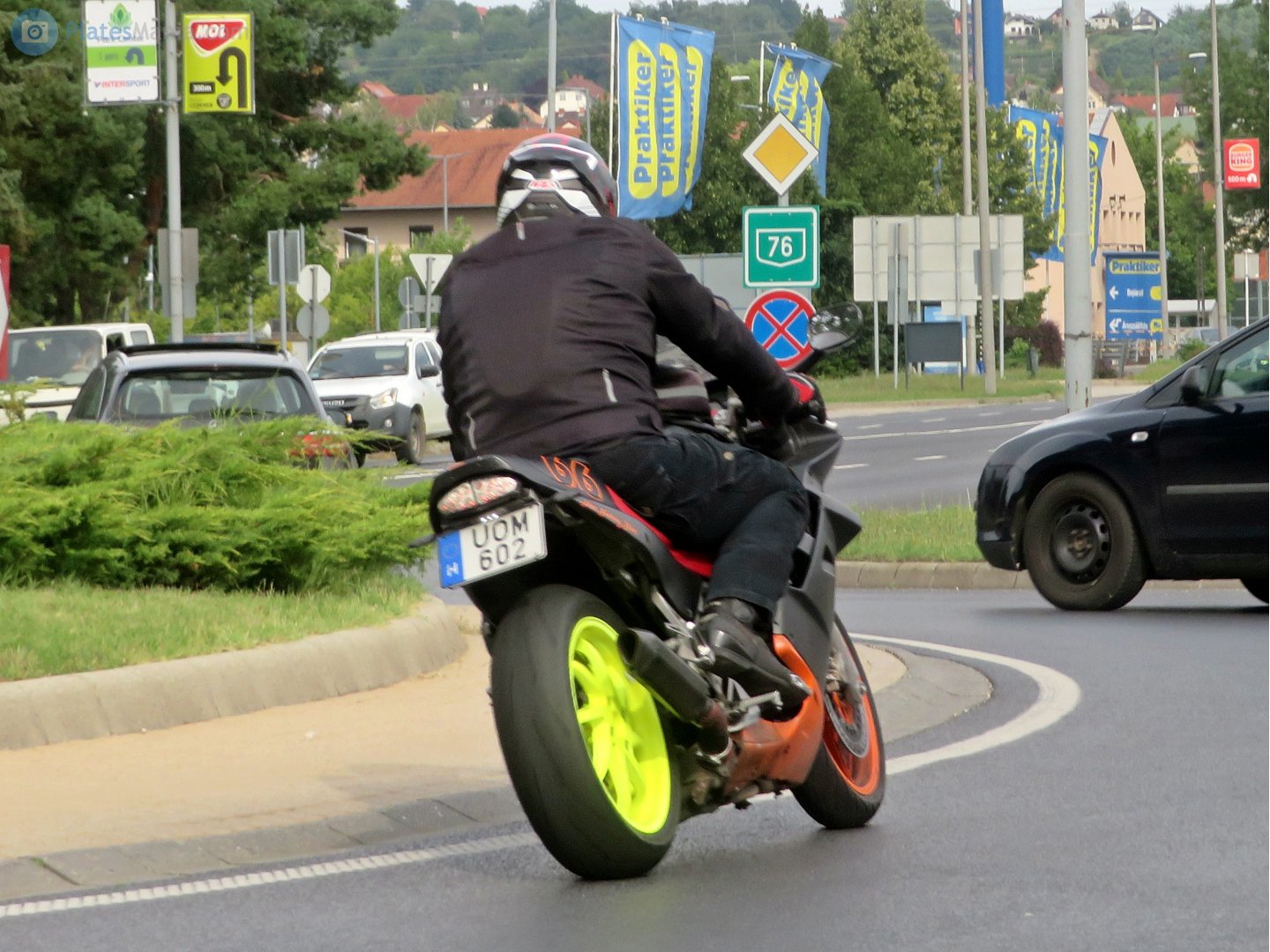 UOM-602, Honda VFR Series 3rd & 4th gen VFR750F (RC36), 1990–1997