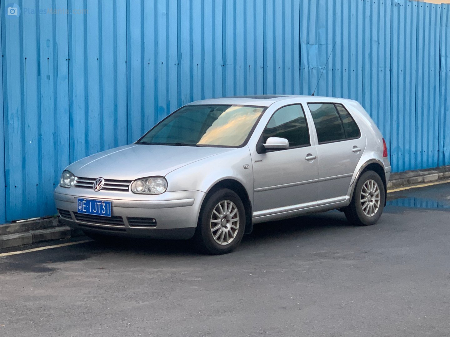 粤E·1JT31, Volkswagen Golf 4th gen 5-door Hatch (1J1), 1997–2003 (–2008 for CN-market)