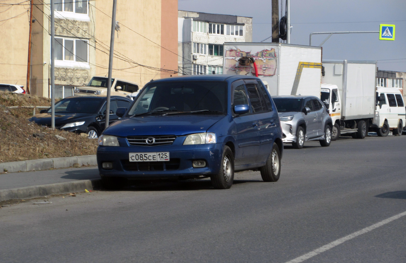 с 085 се 125, Mazda Demio 1st gen (DW), 1996–2003