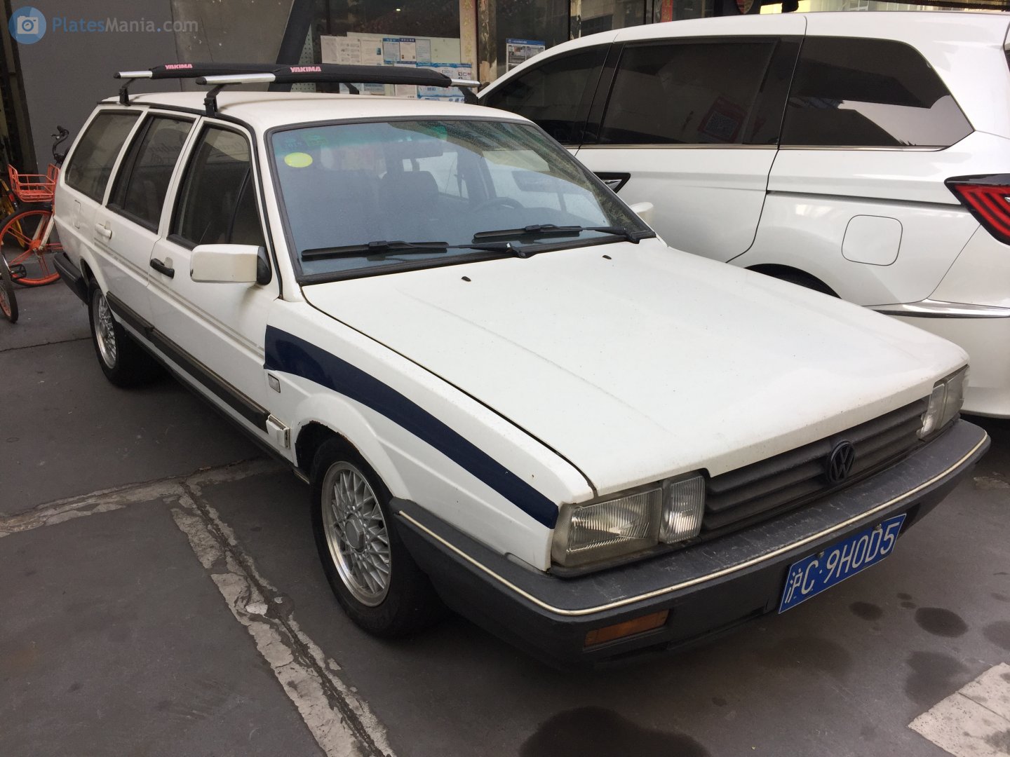 沪C·9H0D5, Volkswagen Santana 1st gen (Quantum) Variant, 1981–1989  (–2012 for CN-market)