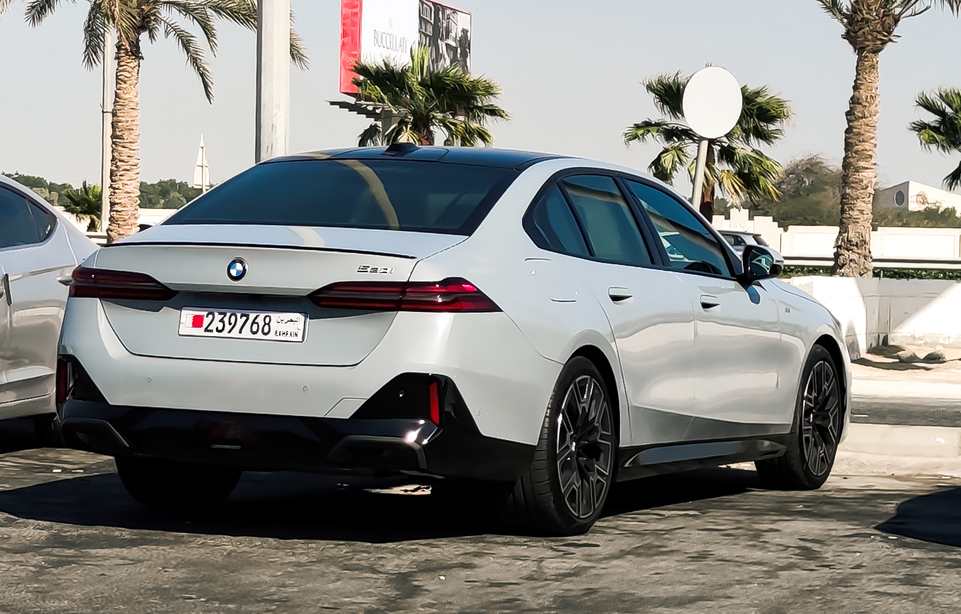 239768, BMW 5 Series 8th gen Sedan (G60/G68), 2023–