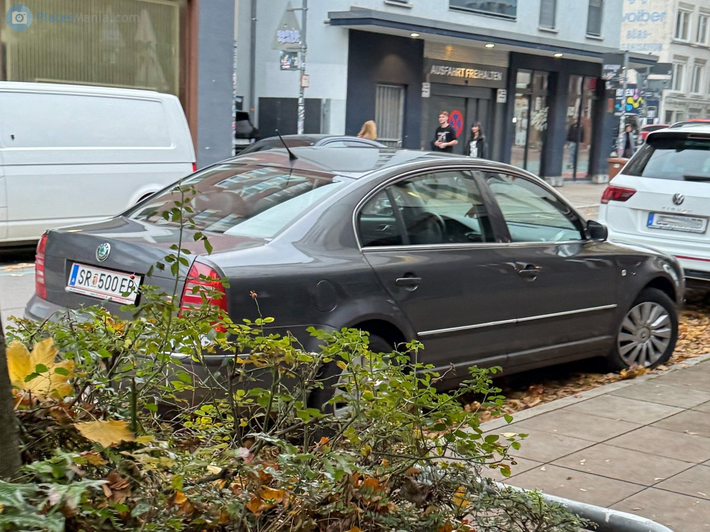 SR 500 EB, Skoda Superb 