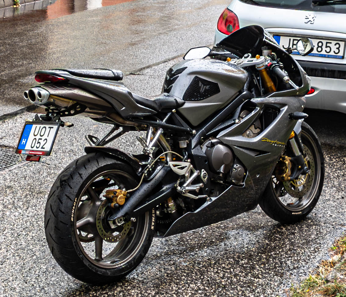 UOT-052, Triumph Motorcycles Daytona 675, 2006–2017