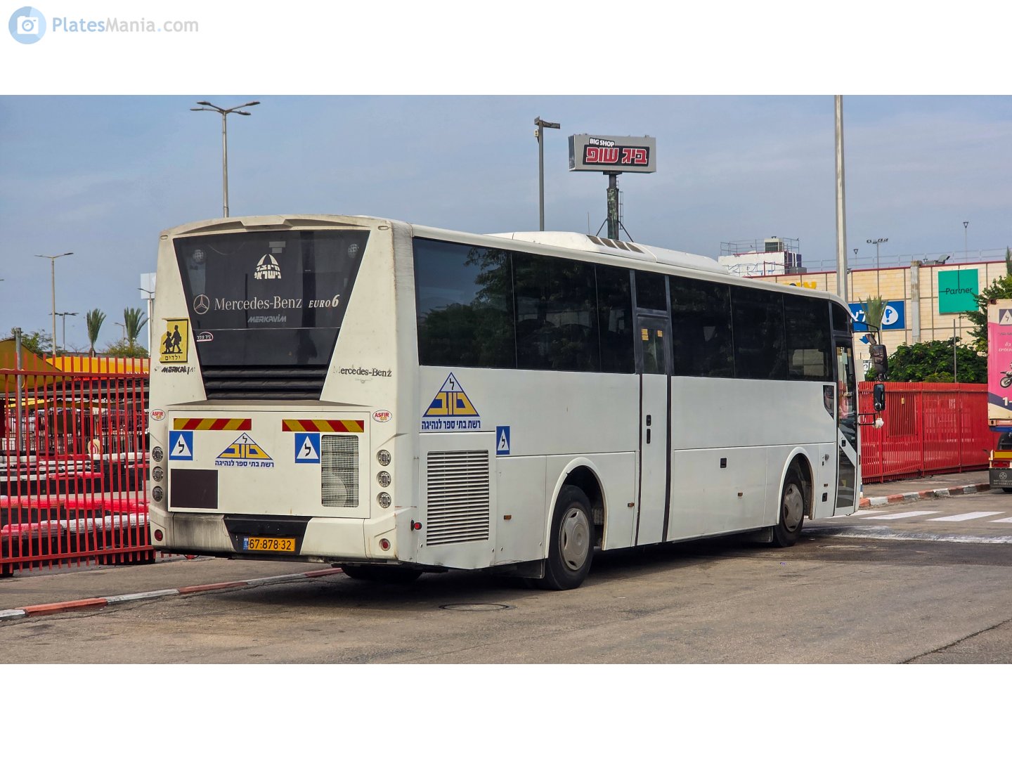 67-878-32, Merkavim Mars Mercedes-Benz OC500RF(facelift)