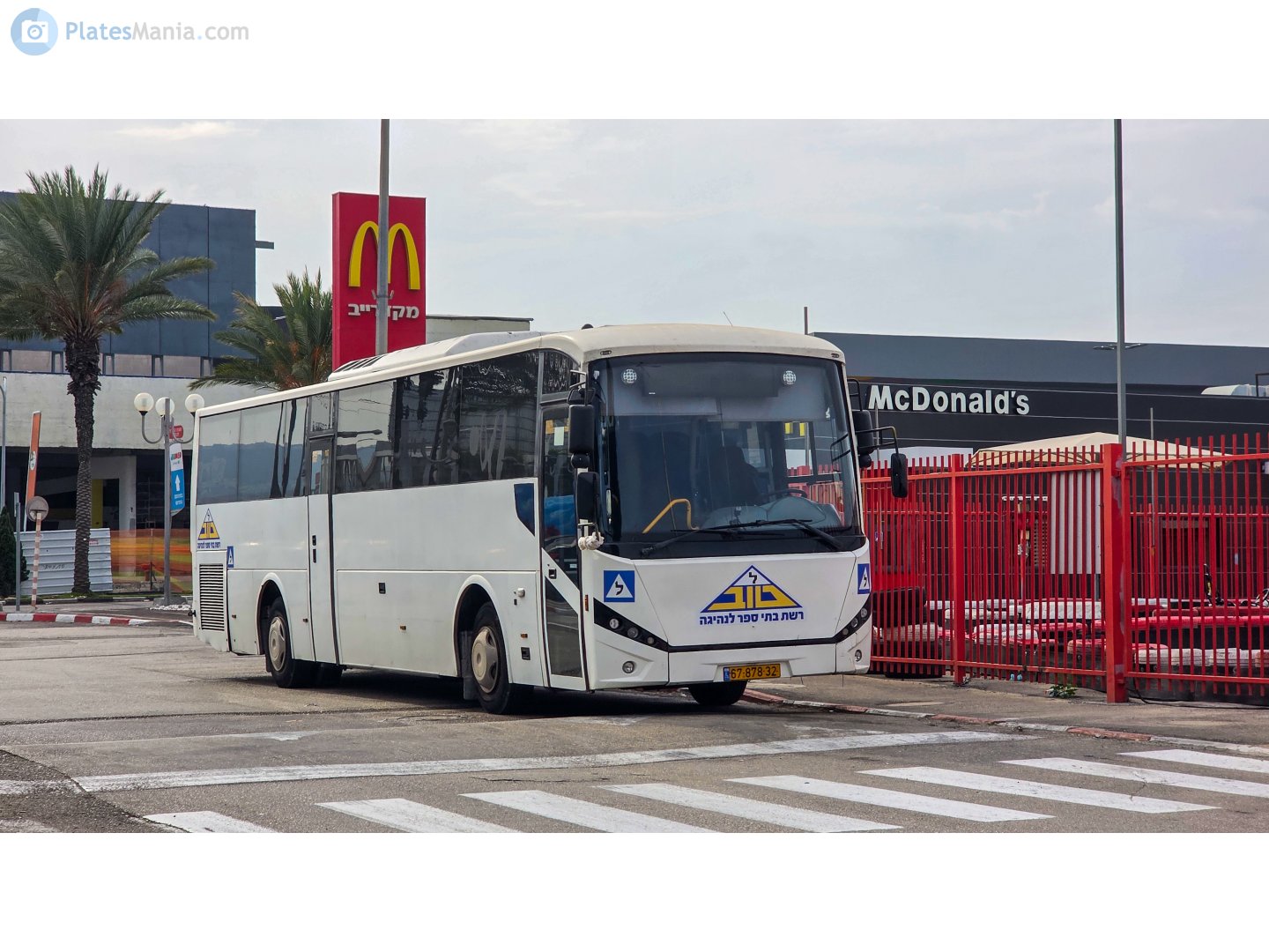 67-878-32, Merkavim Mars Mercedes-Benz OC500RF(facelift)