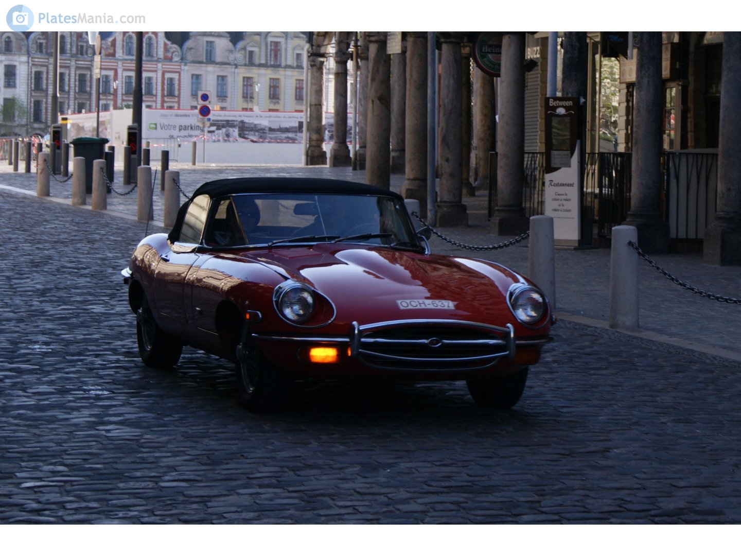 OCH-637, Jaguar E-Type Convertible (Series 2/3), 1968–1975