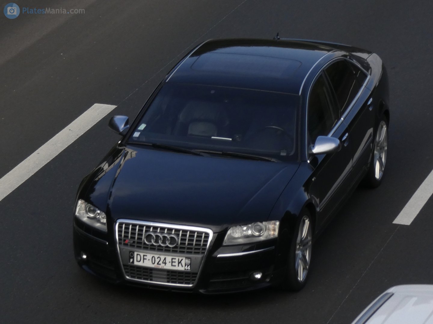 DF-024-EK, Audi S8 2nd gen (D3/4E2/4E8), 2005–2011