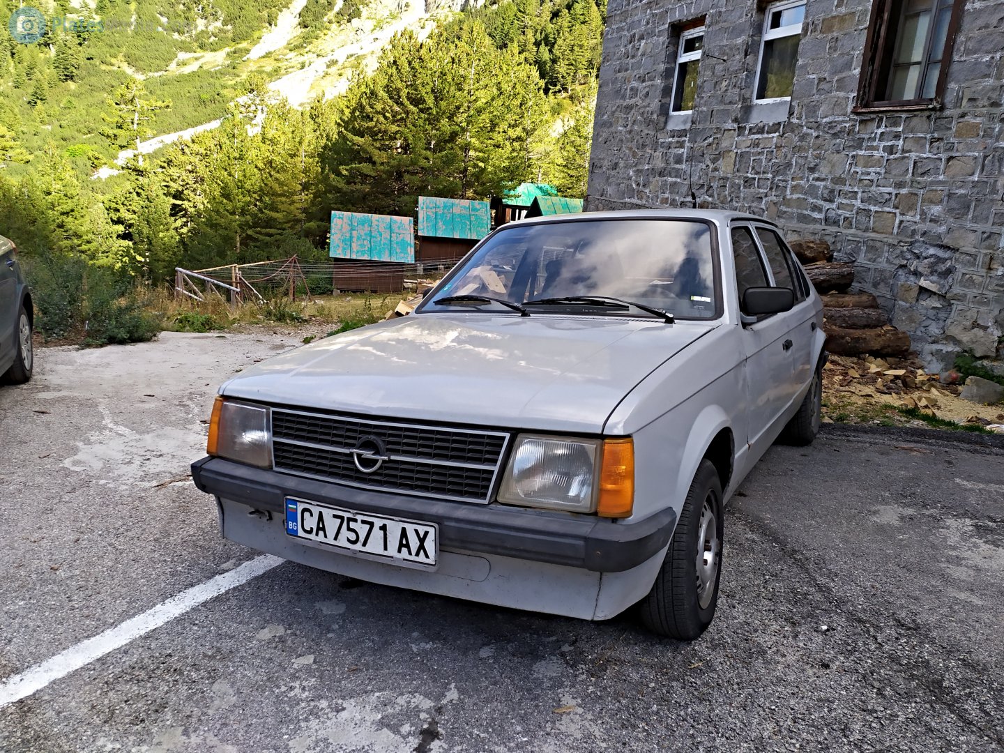 CA 7571 AX, Opel Kadett 4th gen 4-door Sedan/5-door Hatch (D), 1979–1984