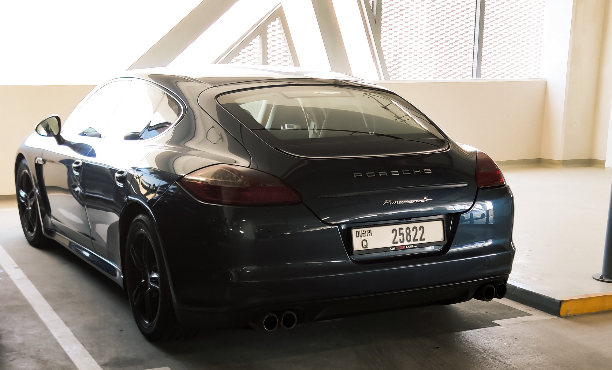 Q 25822, Porsche Panamera 1st gen (970), 2009–2013