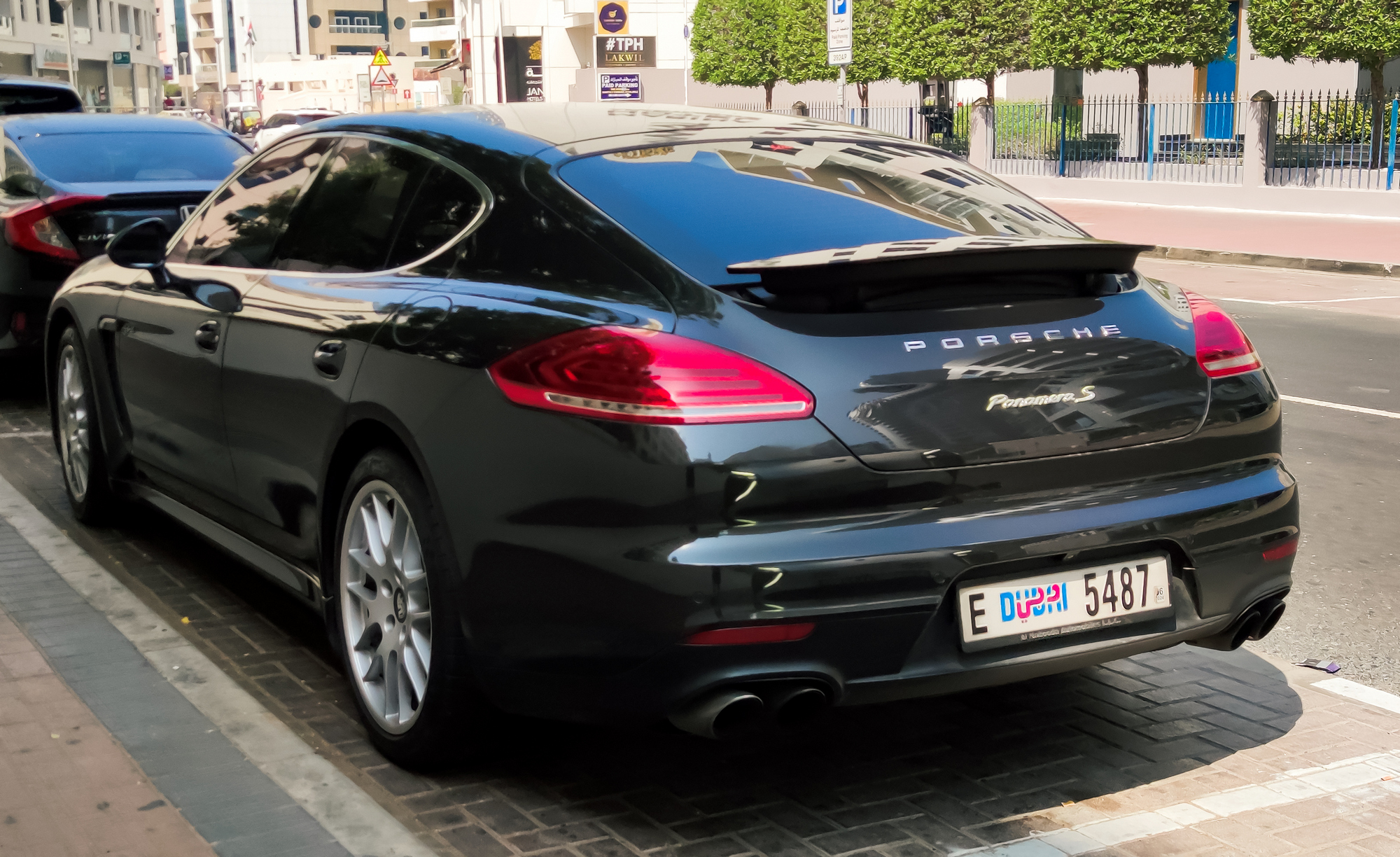 E 5487, Porsche Panamera 1st gen (970), facelift, 2013–2016