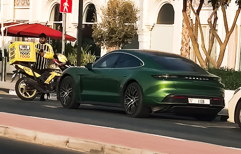 T 1108, Porsche Taycan 1st gen Sedan (9J1), 2019–2024