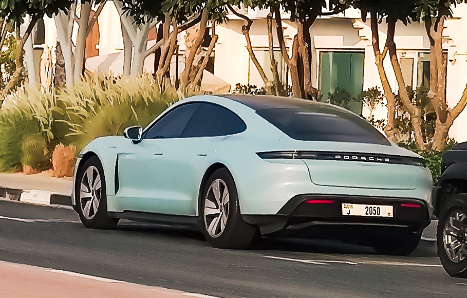 J 2050, Porsche Taycan 1st gen Sedan (9J1), 2019–2024