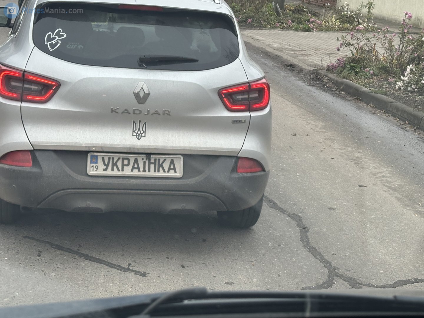 19 УКРАЇНКА, Renault Kadjar 1st gen (HFE), 2015–2018