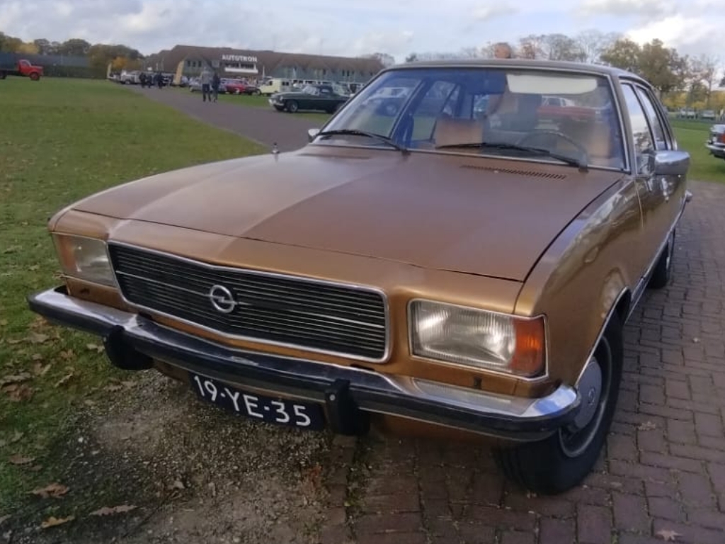 19-YE-35, Opel Rekord 4th gen 4-door Sedan (D), 1972–1977