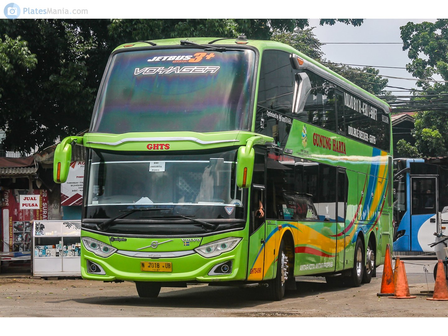 N 7018 UB, Volvo B11R 