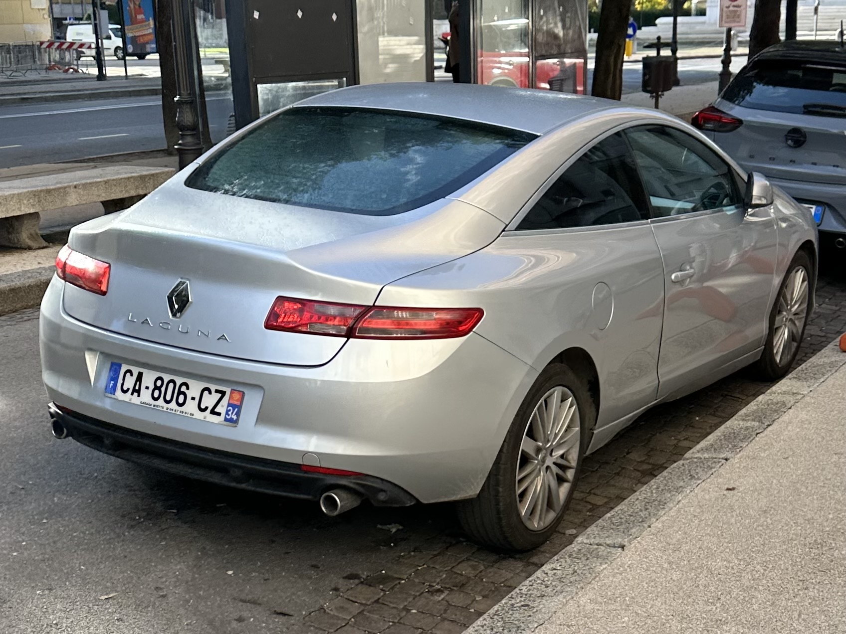 CA-806-CZ, Renault Laguna 3rd gen Coupé (X91), 2008–2015